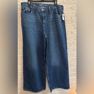 Old Navy Straight-Leg Men's Jeans in Medium Blue